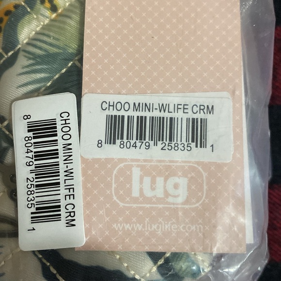 Lug Choo Choo mini pill case Wildlife Cream NIP/NWT RARE print - Picture 4 of 4